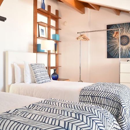 Architect-Designed Loft In A Historic Hilltop Neighborhood Lissabon Buitenkant foto