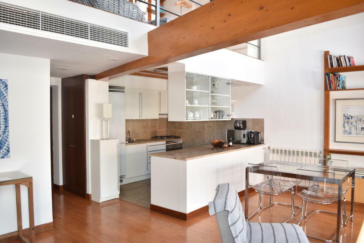 Architect-Designed Loft In A Historic Hilltop Neighborhood Lissabon Buitenkant foto